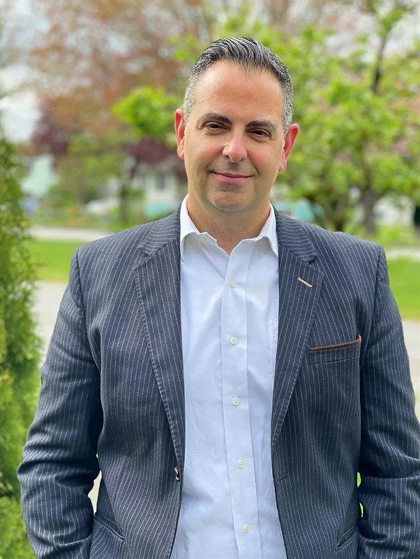 Effective Strategies to Empower Remote Workers with Emir Aboulhosn of NetLync 6 Emir Aboulhosn