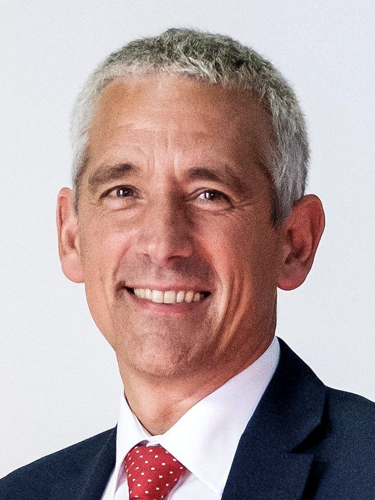 A universal blueprint for snowflake telcos to prep for the AI revolution 6 George Glass TM Forum network autonomy telcos
